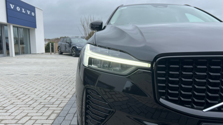 Volvo XC60 2.0 B4D Plus Dark 5dr AWD Geartronic Diesel Estate